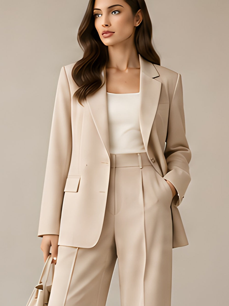 Office wear for women: ivory tailored jacket and trousers by DIID