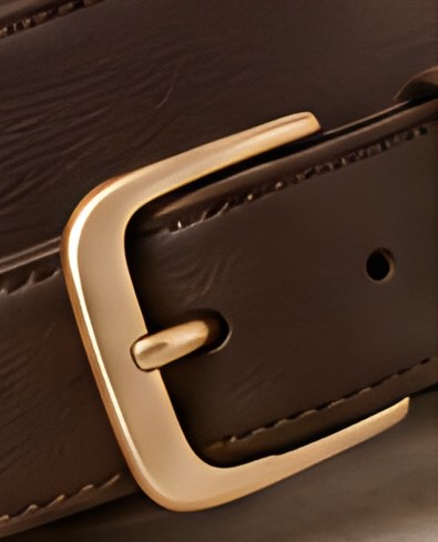 Close-up of the gold-tone buckle on the DIID Gold Buckle Belt in chocolate