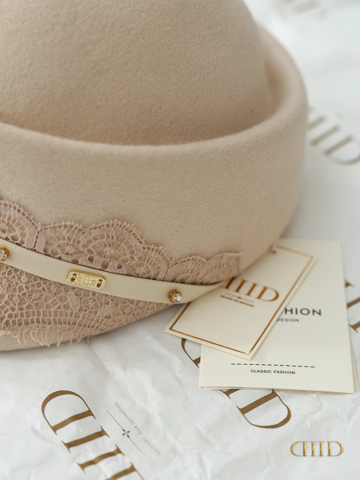 DIID Ivory Lace-Band Cloche Hat with its DIID tag