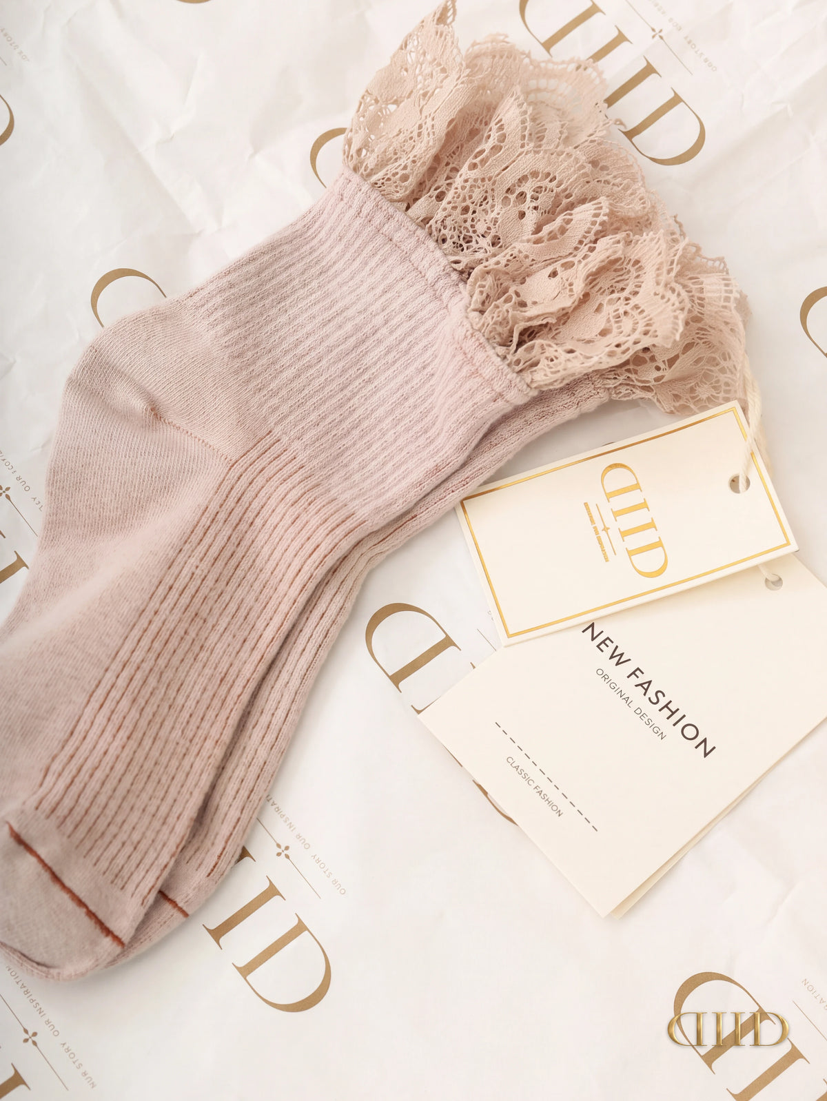 Lace-trimmed socks included in the DIID Oxford Set