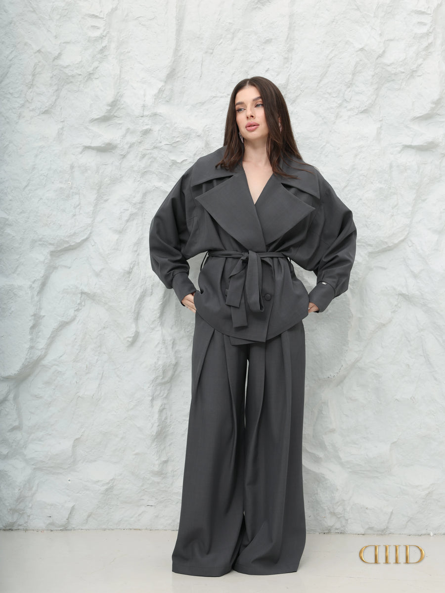 DIID Vittoria Set: deep charcoal-grey belted wrap-front jacket and wide-leg trousers, front view